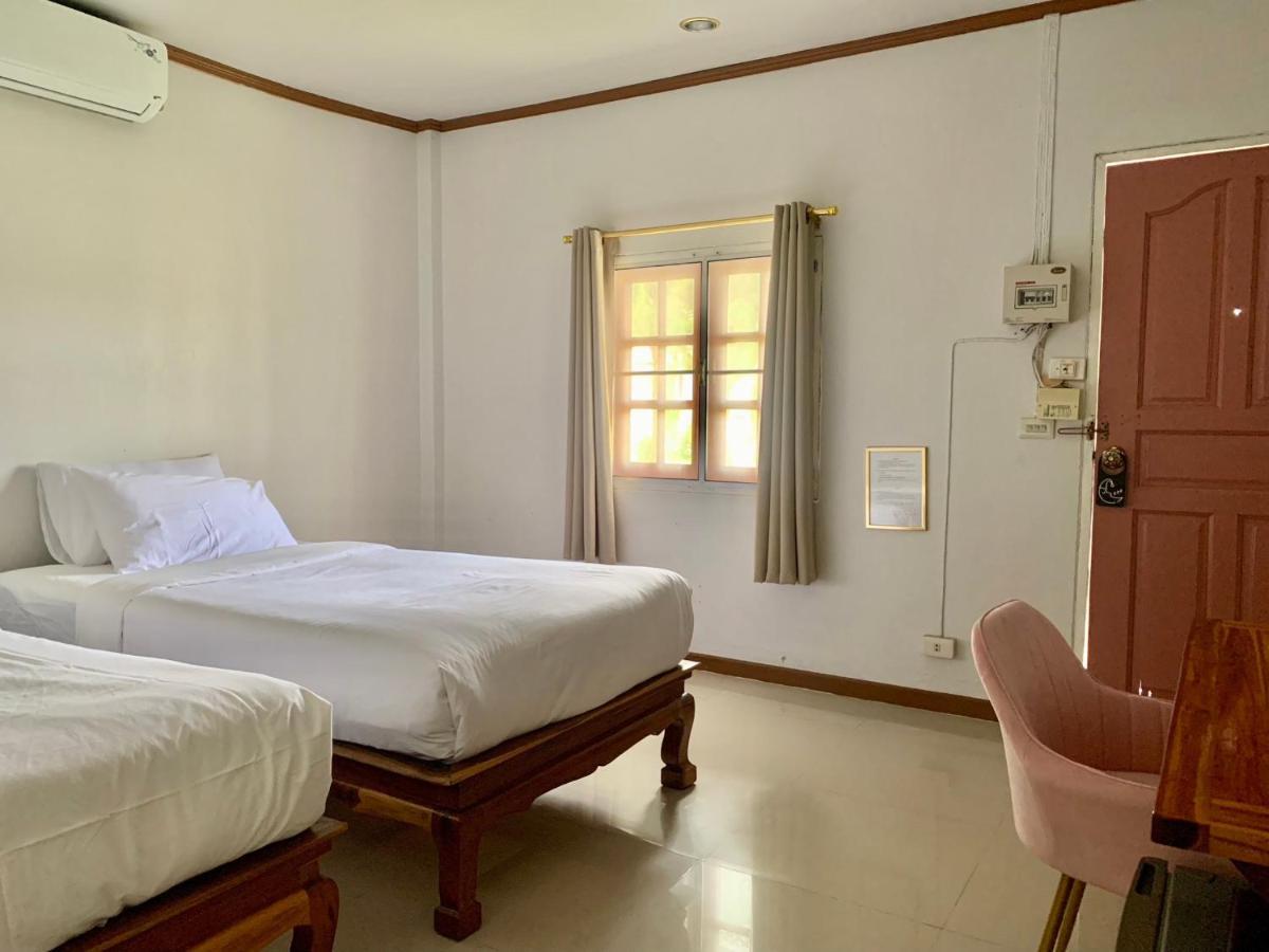 Funwan Hotel Li Esterno foto