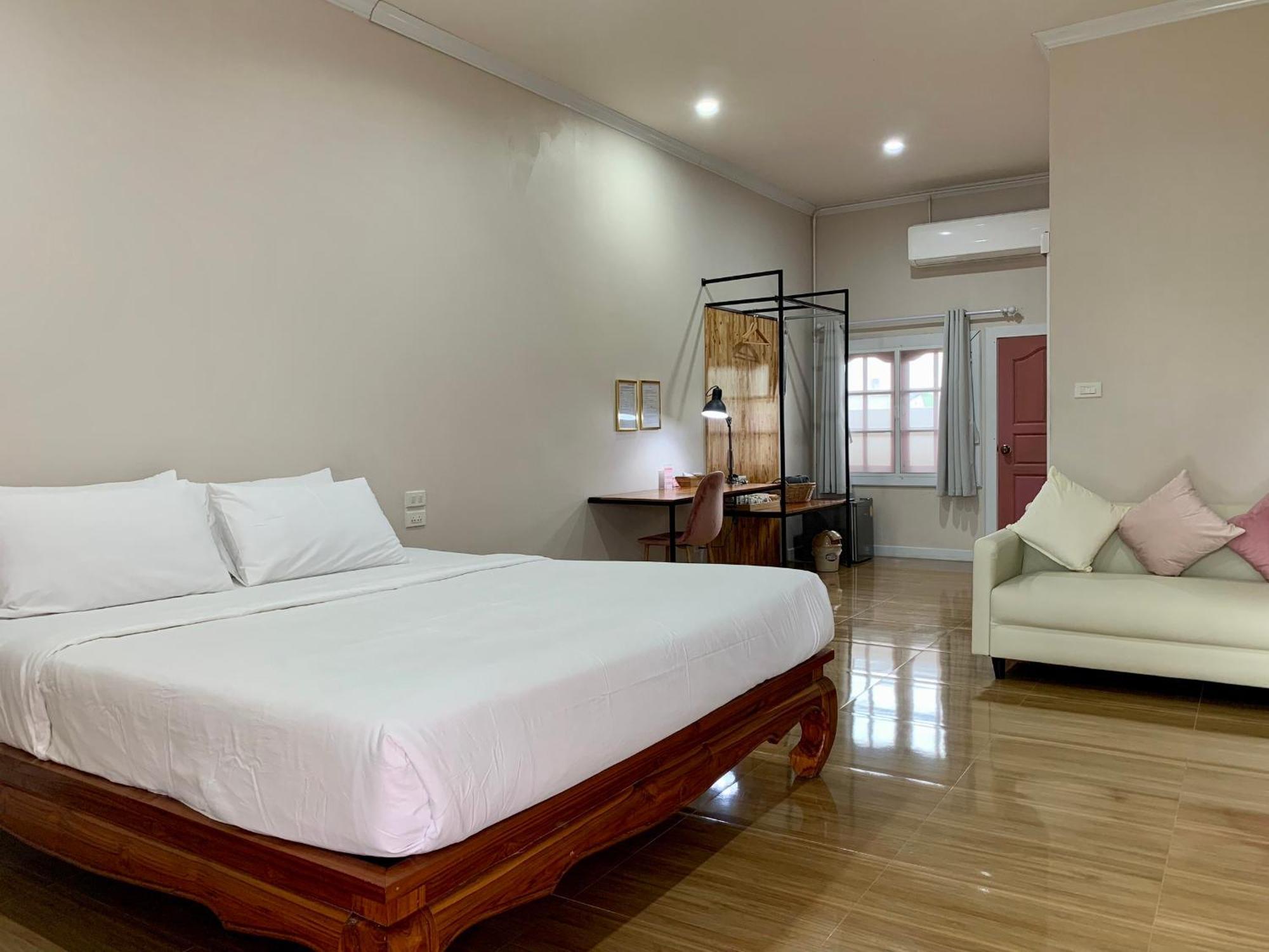 Funwan Hotel Li Esterno foto